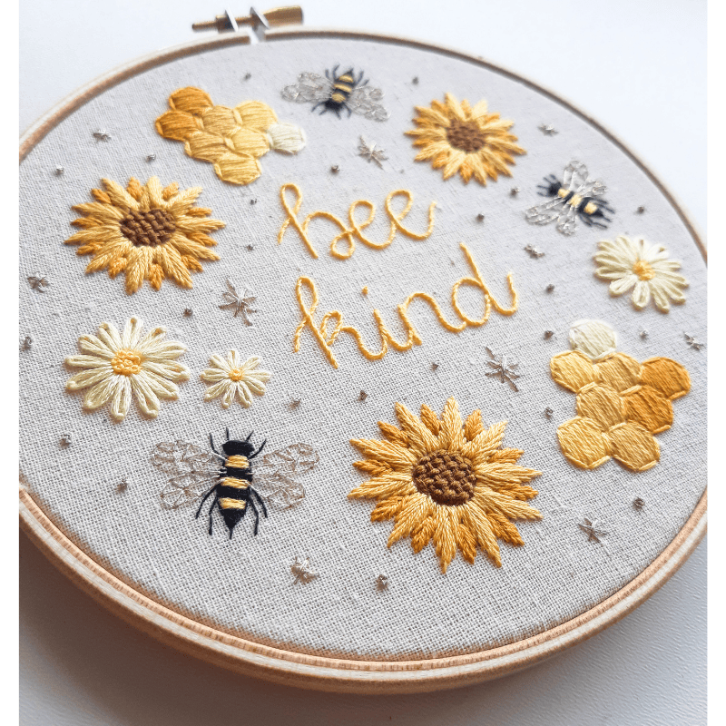 Embroidery kit - Bee kind