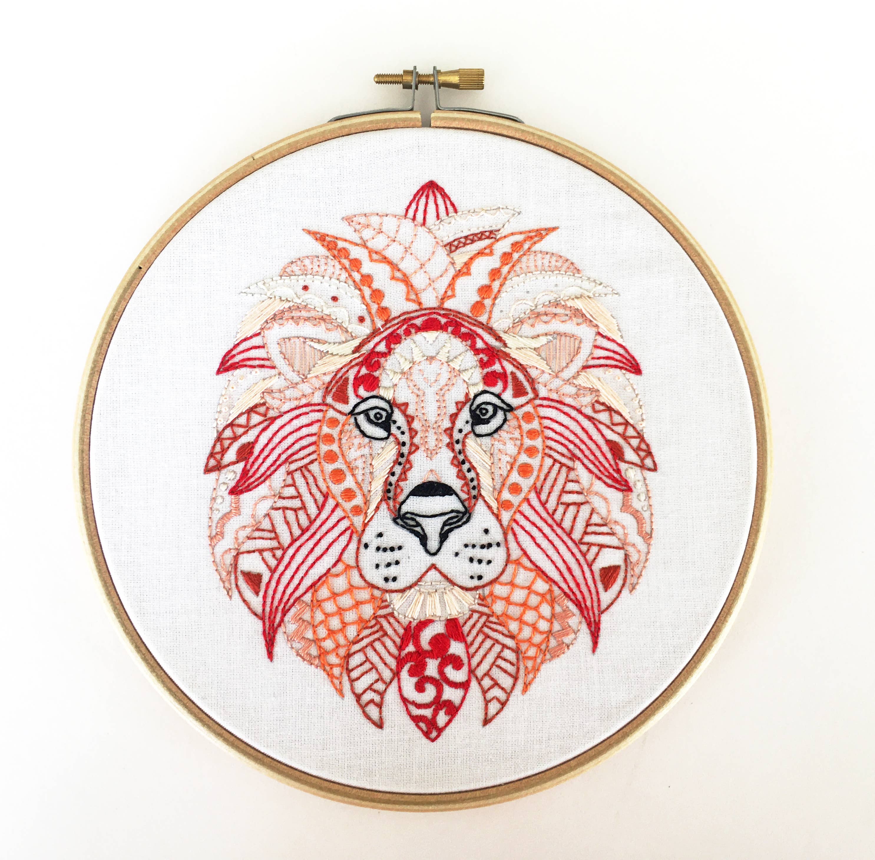 Lion Embroidery Kit - Boxed with Hoop